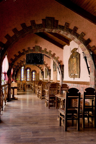 фотка зала для мероприятия Рестораны Старый Замок на 2 зала мест Краснодара